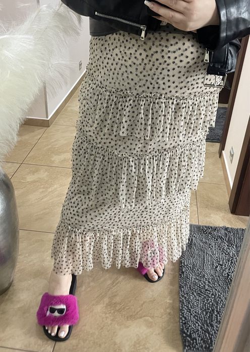 Nowa jasna/beżowa tiulowa spódnica maxi DeeZee