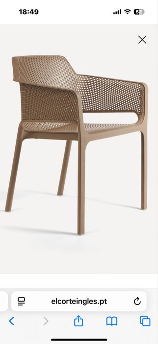 Mesa e cadeiras Nardi