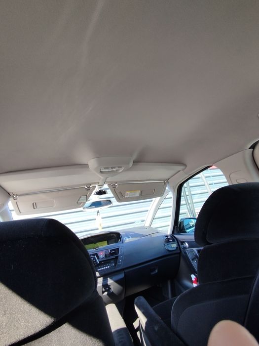 Авто має страховку