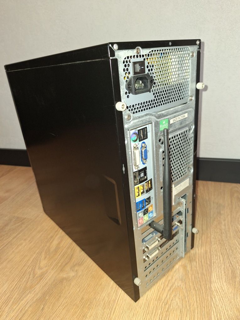 Komputer stacjonarny 1tb amd x6