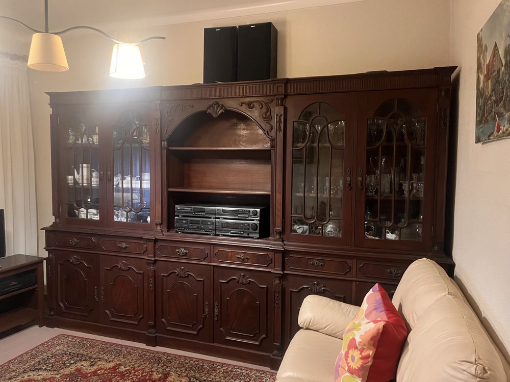 Movel de sala em madeira maciça
