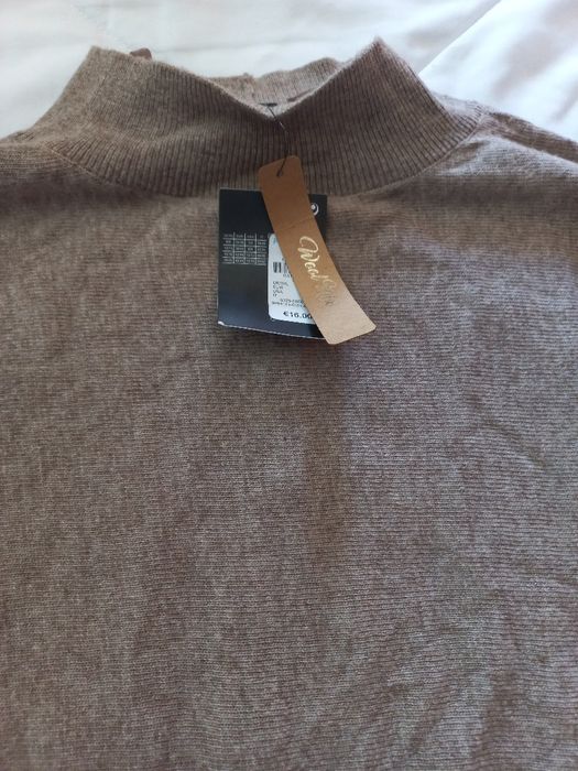 Camisola gola alta bege Primark