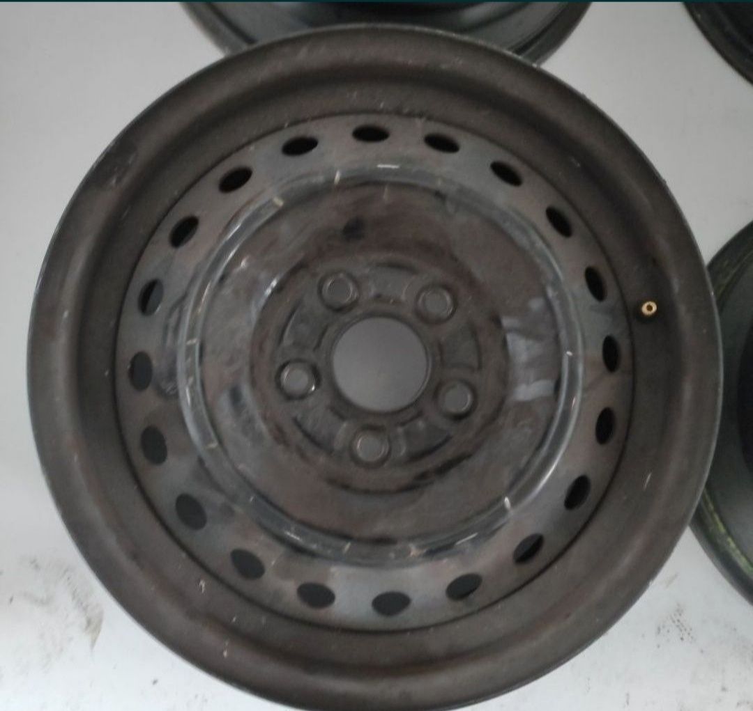 160 Felgi stalowe HONDA R 16 5x114,3 otwór 64