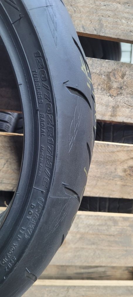 bridgestone battlax hypersport s21f 120/70-R17