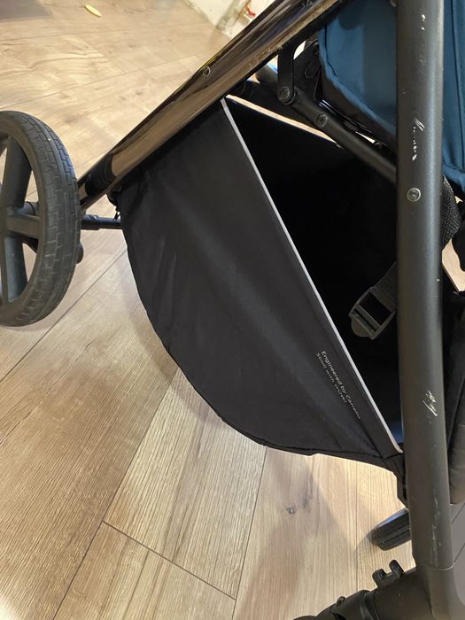 Коляска прогулянкова Carrello Bravo