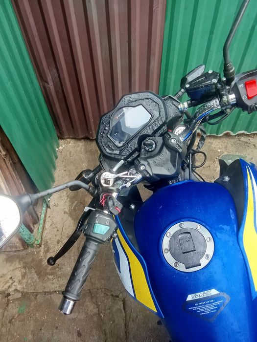 Мотоцикл 200 кубов