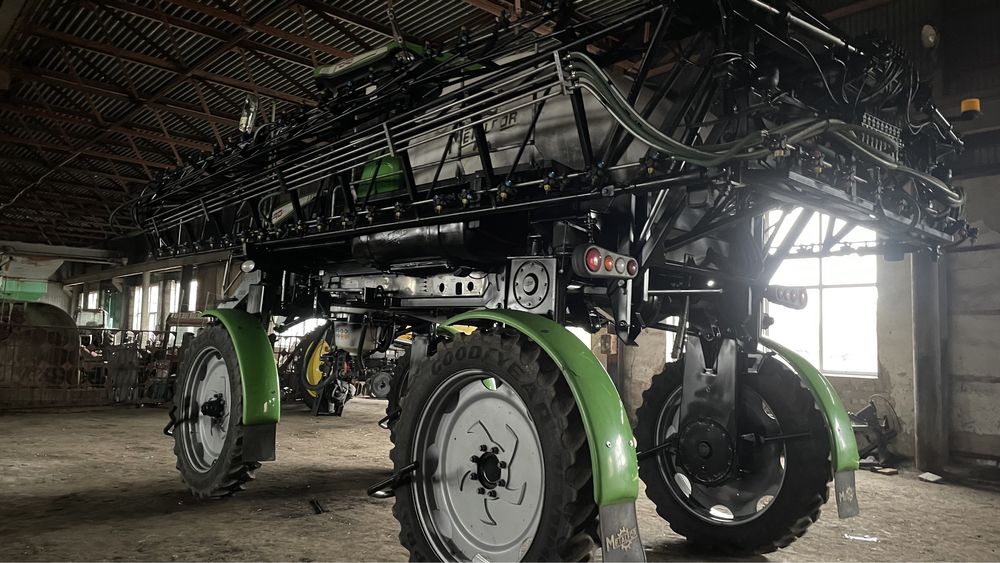 Самохідний оприскувач METALFOR 7040 2016 рік