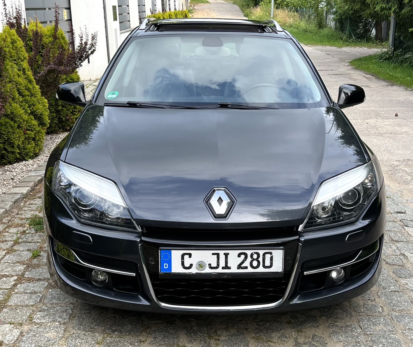 Renault Laguna //LIFT//GT-LINE//4-Control//BOSE//BI-Xenon//Panorama//Navi//PDC//Alu//