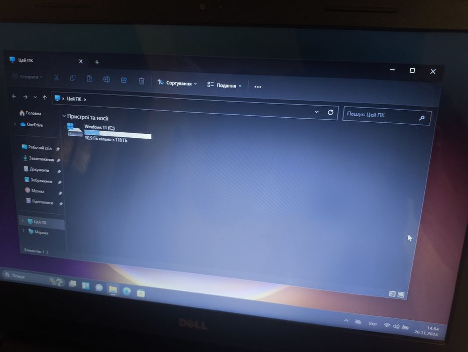Чотириядерний ноутбук Dell Inspiron 15, AMD A6-6310, 4GB, 128GB SSD