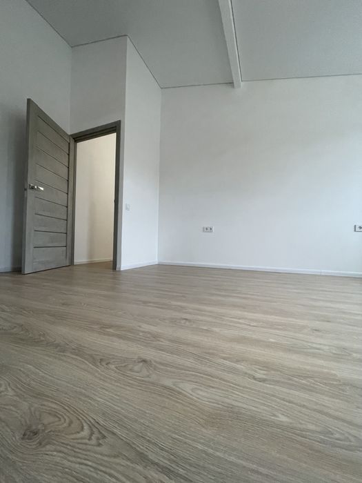 у Бучі, всього 68 000 $. Власник