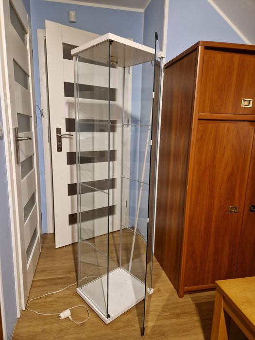 Witryna szklana gablota