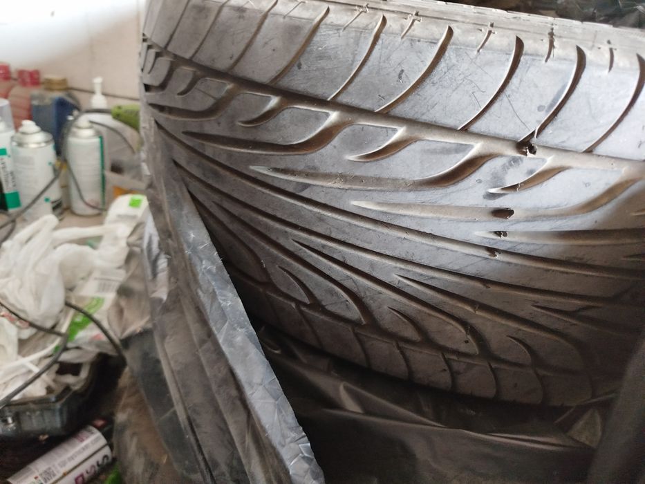 Резина р17  3 шт в наличии звоните пишите