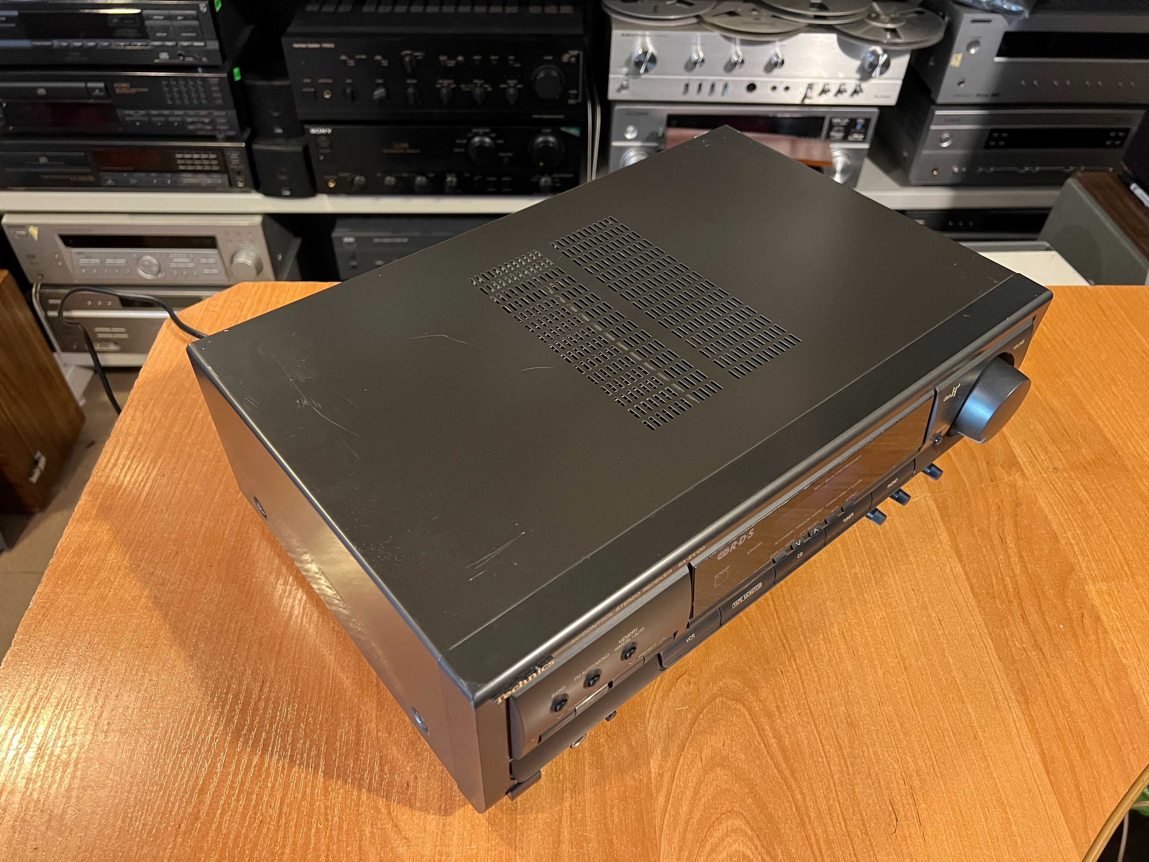Amplituner stereo Technics SA-EX120 Audio Room