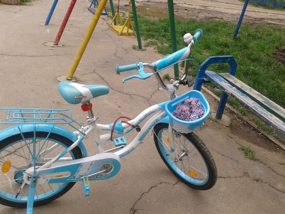 Продам детский велосипед    Azimut