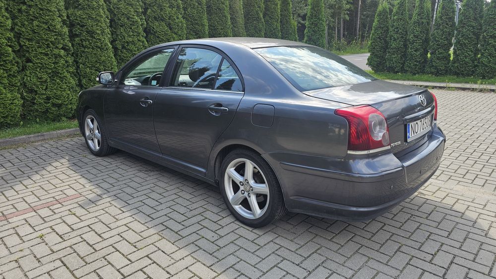 Toyota avensis 2006