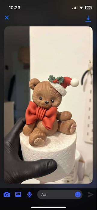 Przepiekny misiu swiateczny dekoracja z masy cukrowej