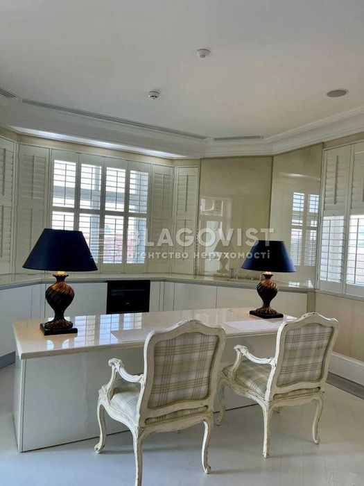 Шевченка Т.бул., 11