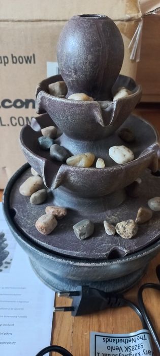 Fontanna pokojową z pompą Vida XL