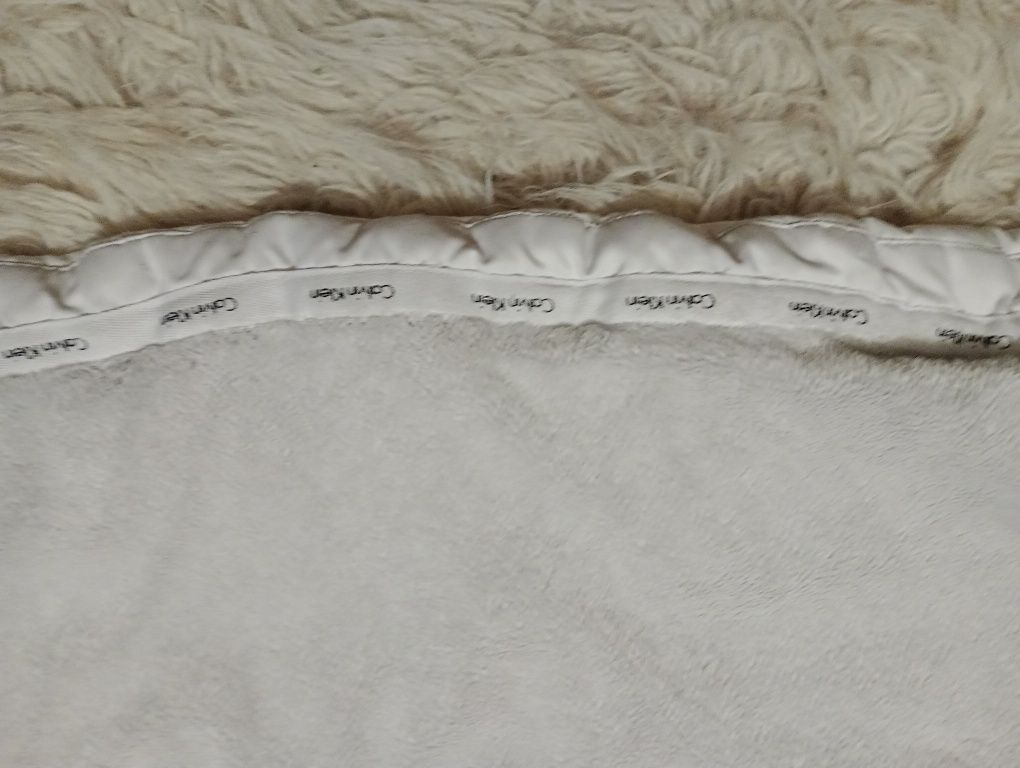Куртка зимняя пуховик Calvin Klein ,разм.L,б/у в идеальном состоянии.