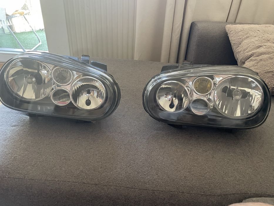 Sprzedam lampy golf 4