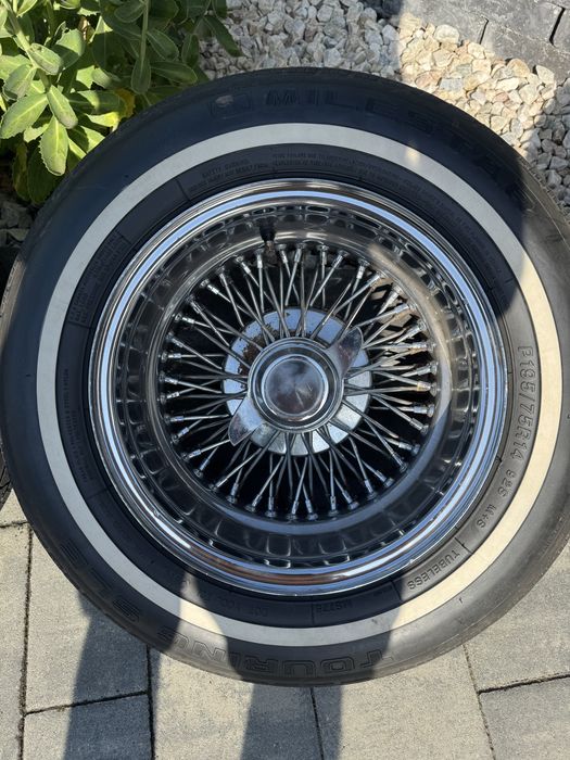 Felgi szprychowe z oponami