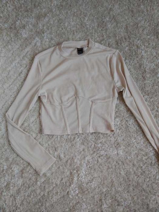 Beżowy kremowy crop top półgolf gorsetowy S 36 Shein