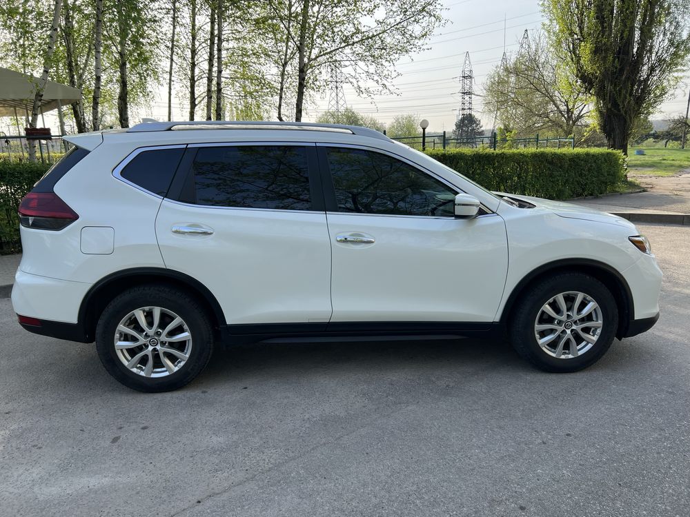 Nissan Rogue 2018 SV продажа обмен