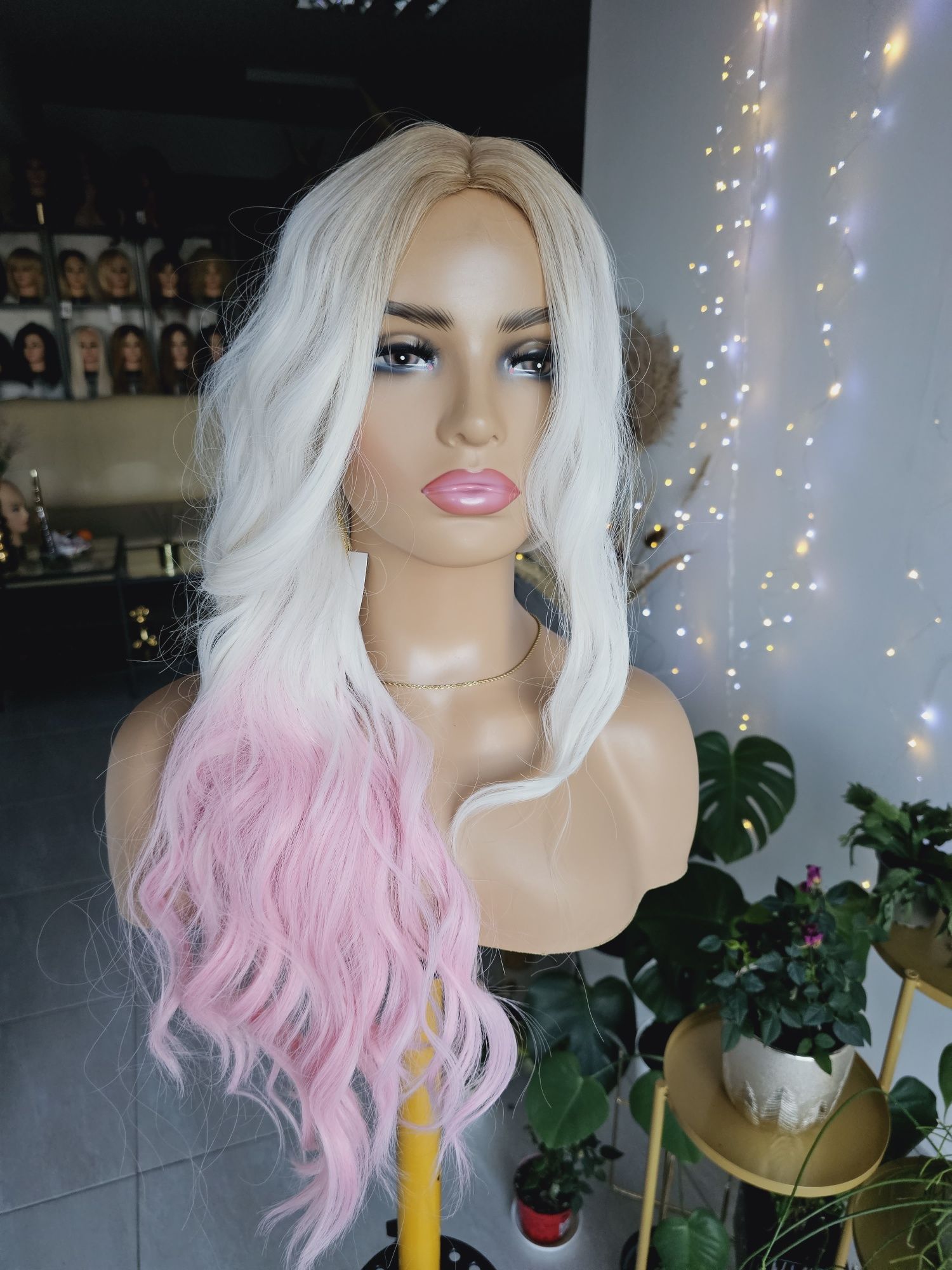 Długa peruka fale loki mleczny blond róż blond 3D Barbie Paula sesja