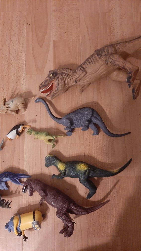 Dinozaur   dinozaury   zestaw