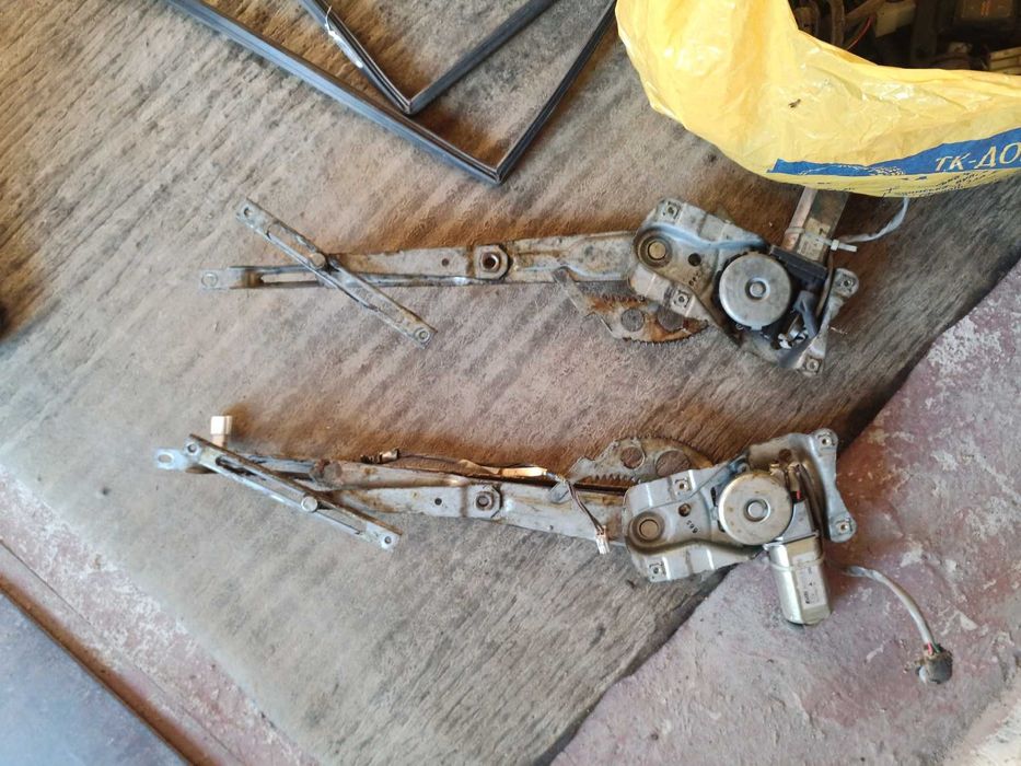 Задние стопы Мазда 626 86 г хетчбек