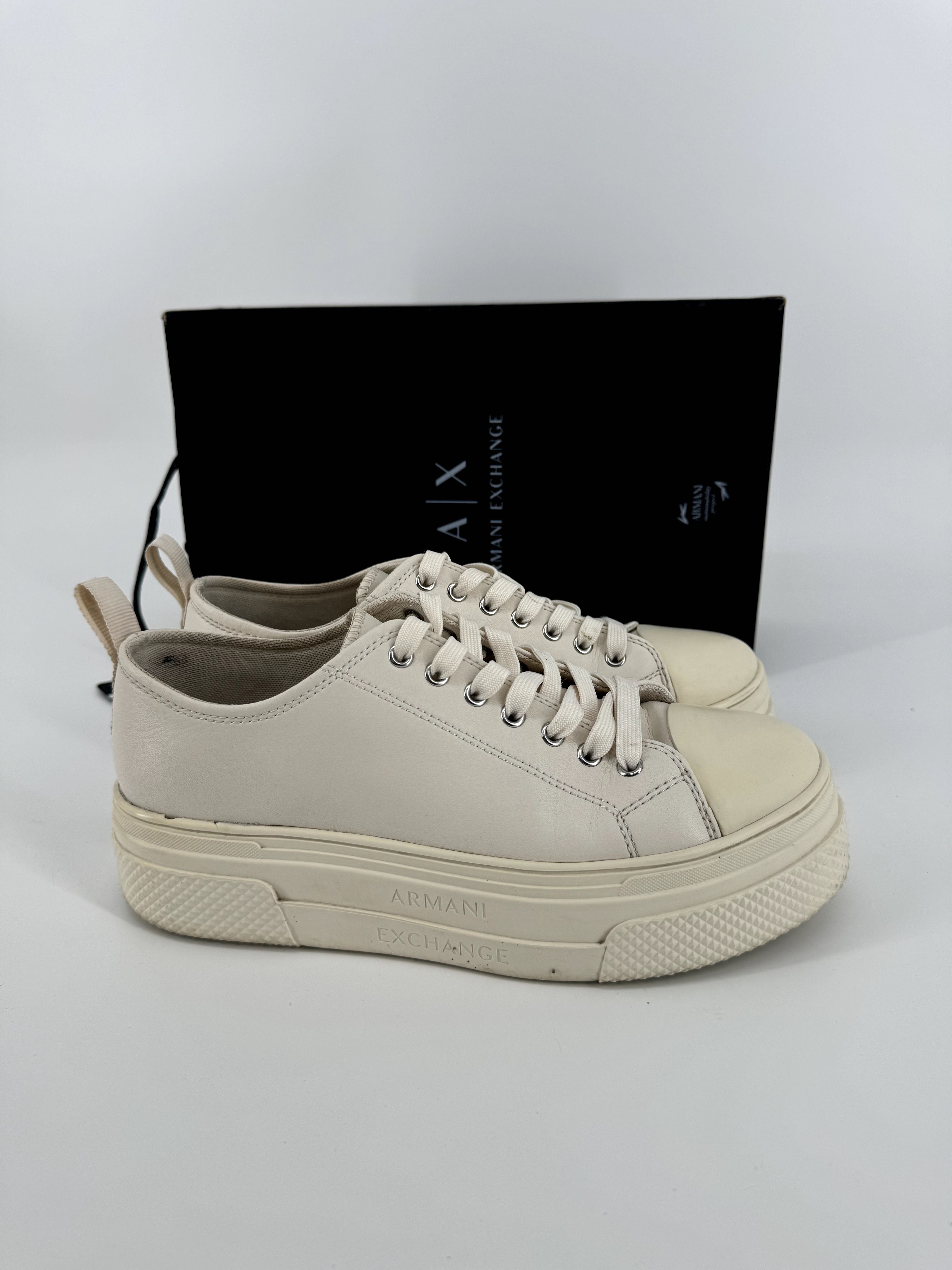 Armani exchange sneakersy na platformie kremowe białe 39 sportowe buty