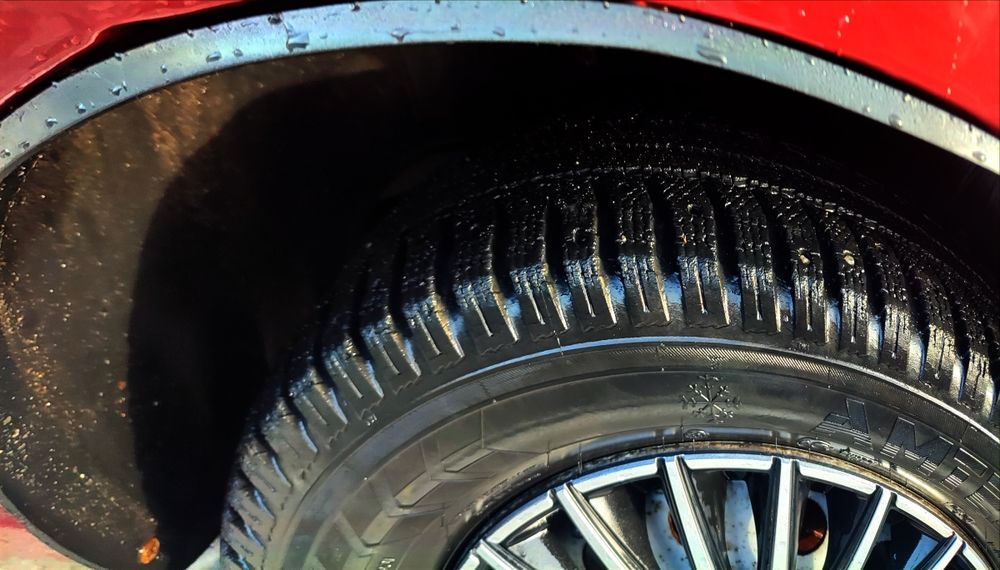 Продам Ланос SE комплектации.