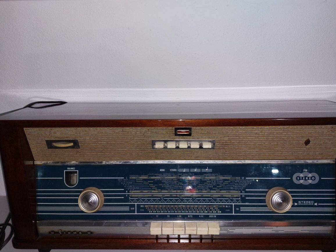 Radio Antigo  Siera