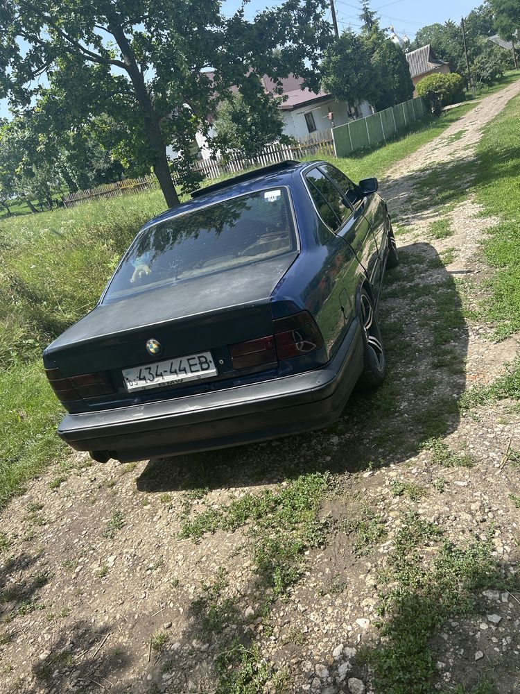 Продам срочно БМВе34