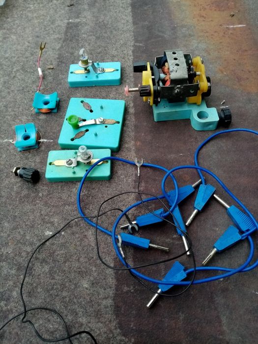 Конструктор з електрики