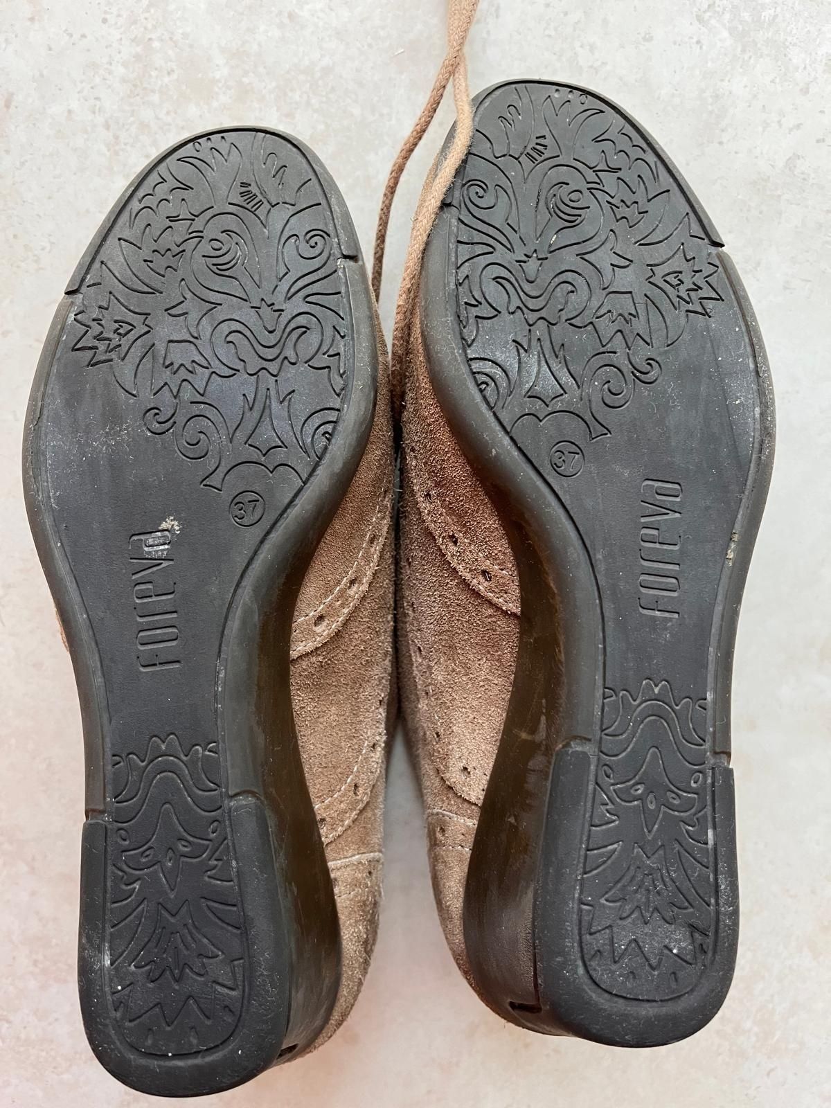 Botins castanhos Foreva 37
