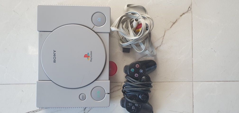 Konsola PlayStation 1