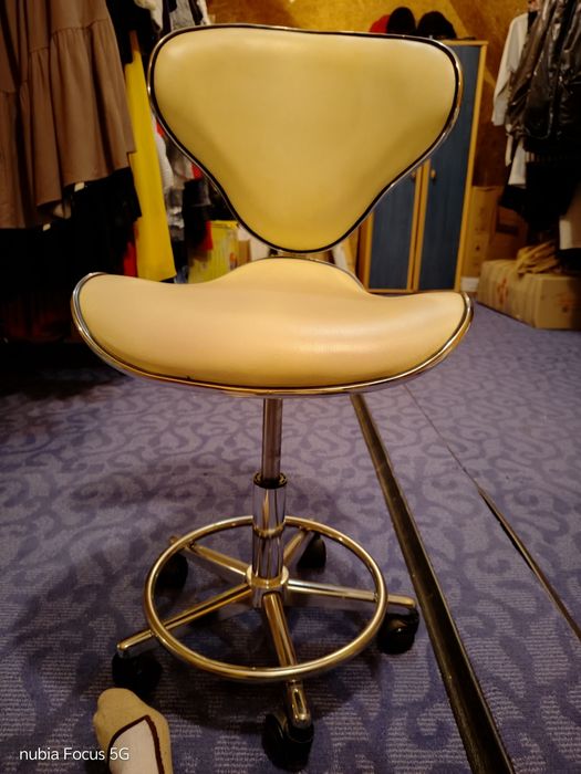 Кресло парикмахера