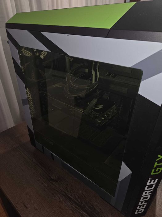 Computador Gaming i7  + GeForce GTX 1080 Ti