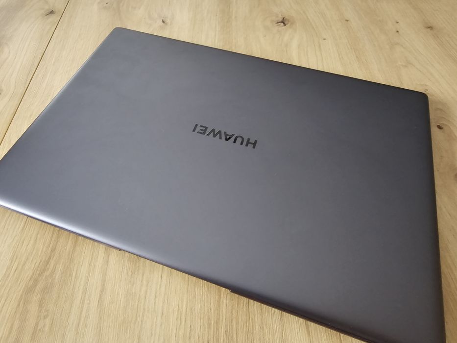 uawei Matebook X PRO 13.9 cala intel 10 gen 16gb ram mx250 512gb