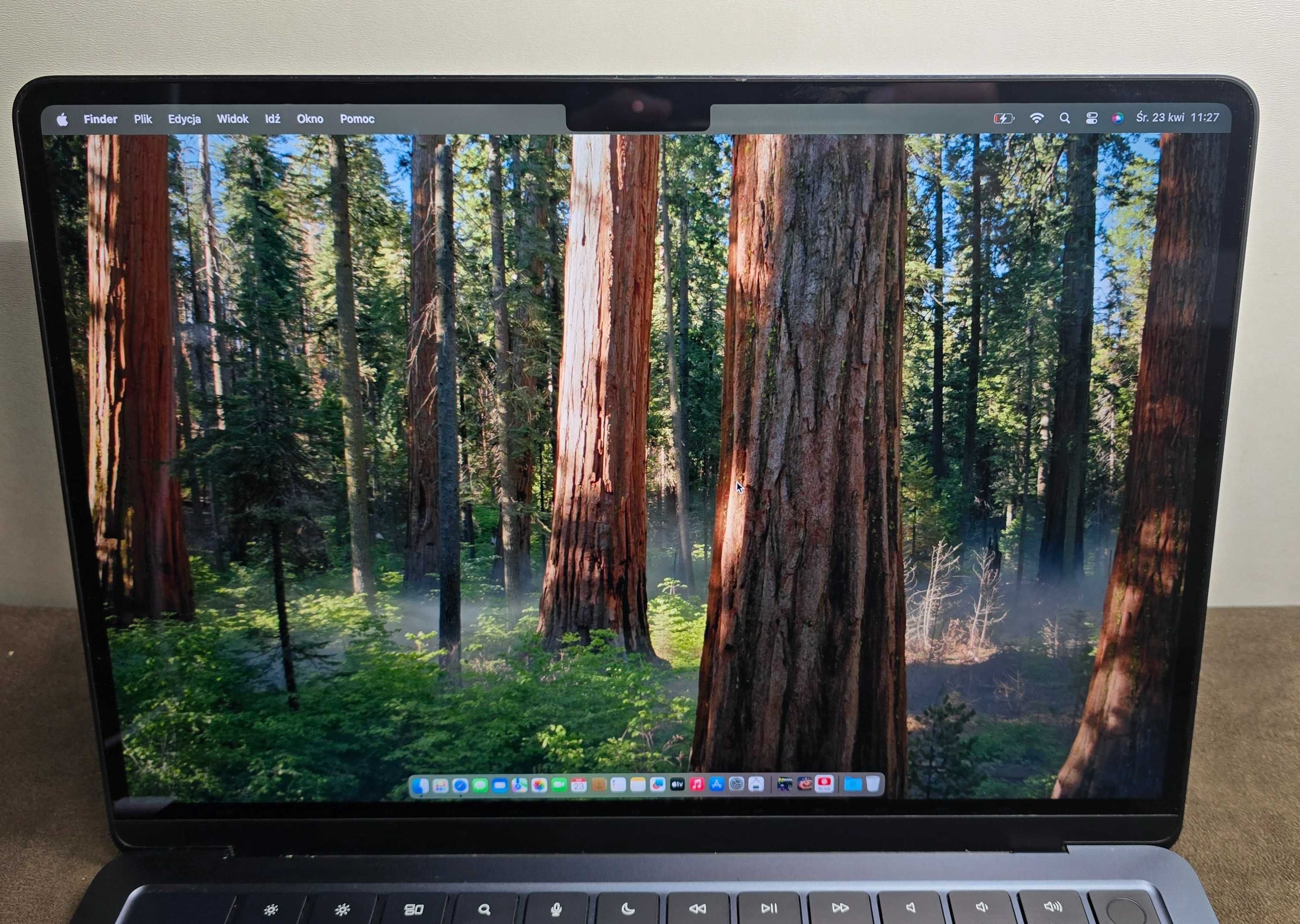 APPLE MacBook Air 2022 13.6" Retina M2 8GB RAM 512GB SSD