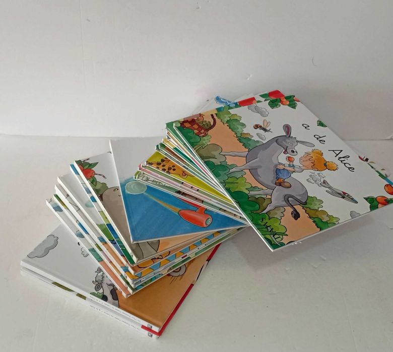 Coleção Os Meus Primeiros Passos na Leitura. (24 livros)