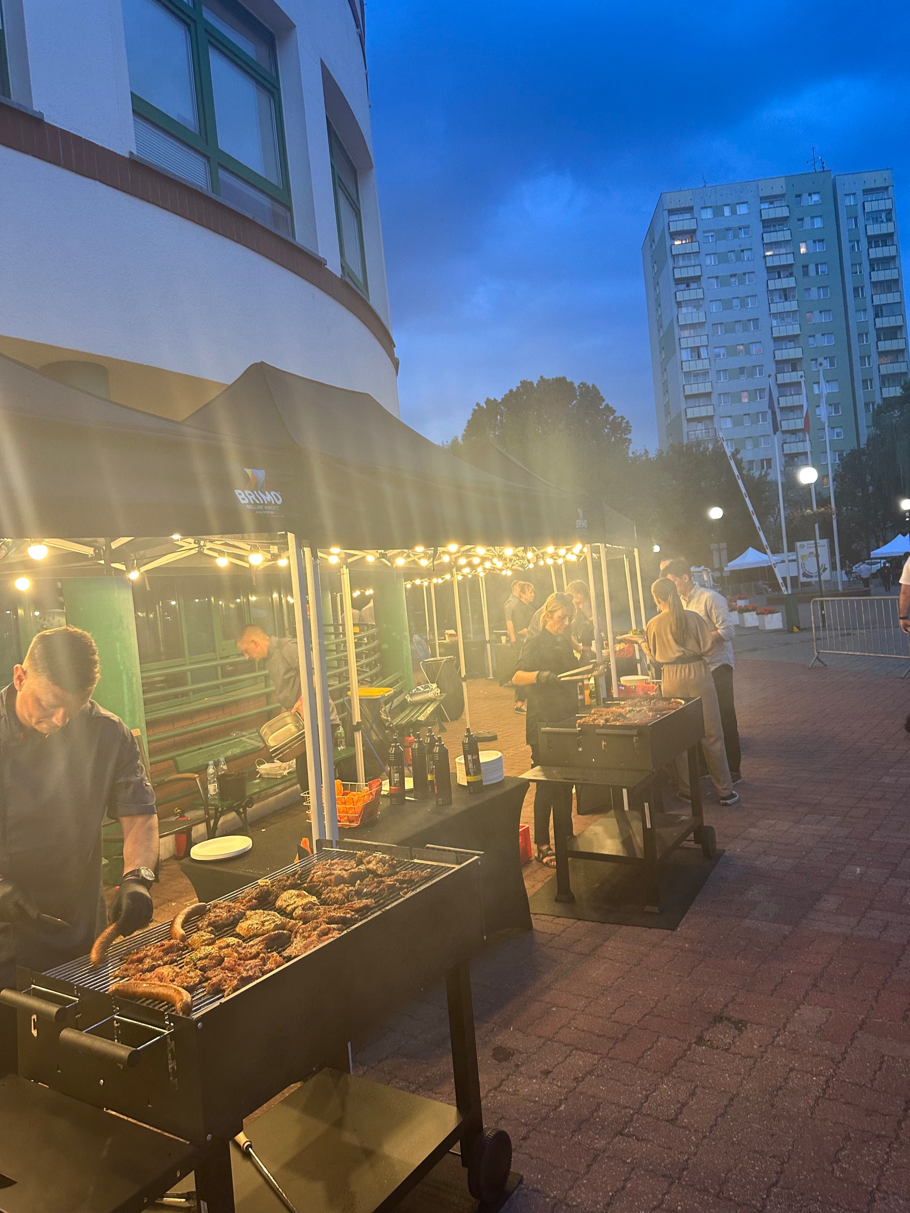 Pikniki Gill Impreza firmowa Event Osiemnastka Catering Piwo Foodtruck
