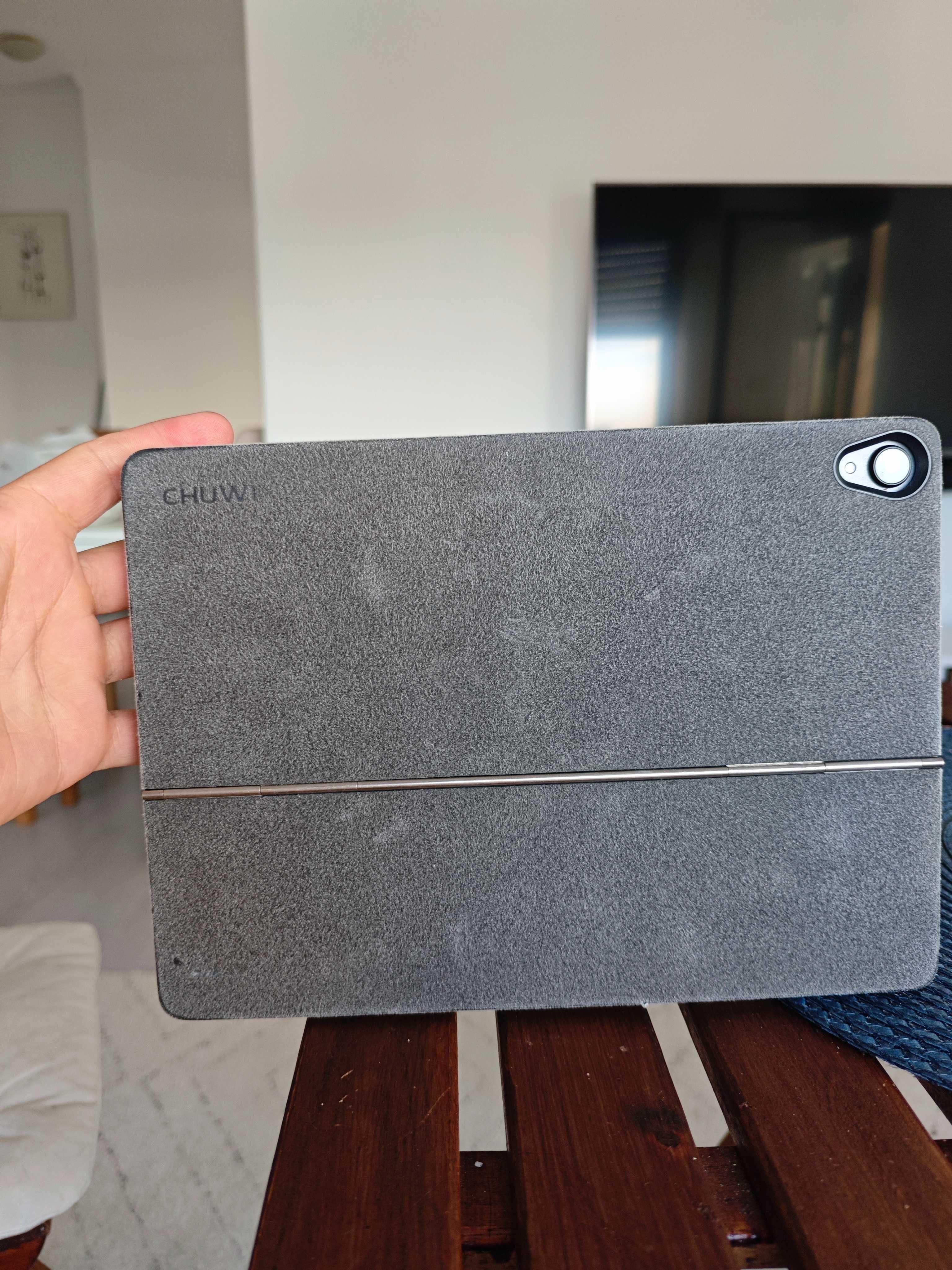 Tablet CHUWI Hipad Plus + teclado