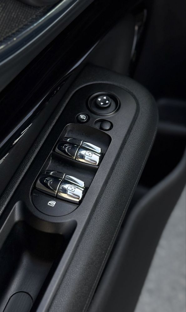 Mini Cooper 2019 S CLUBMAN ALL4 2.0