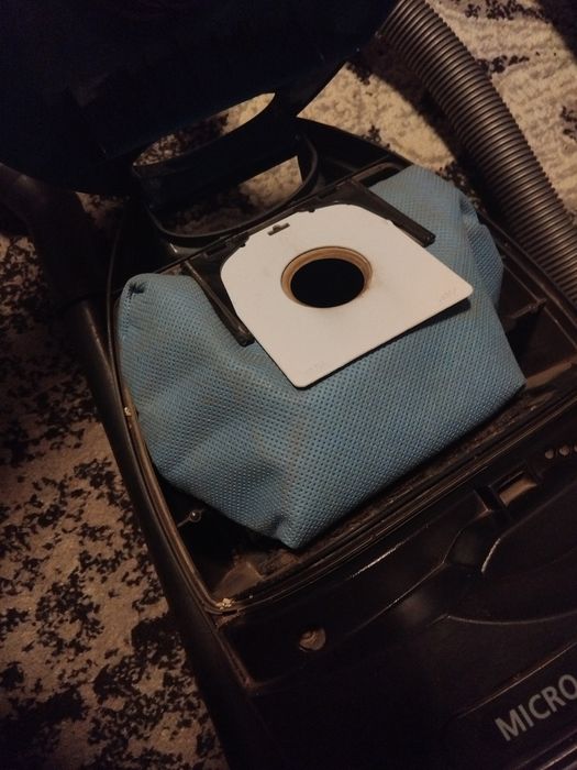 Продам пылесос Samsung 1400w  SC4034.