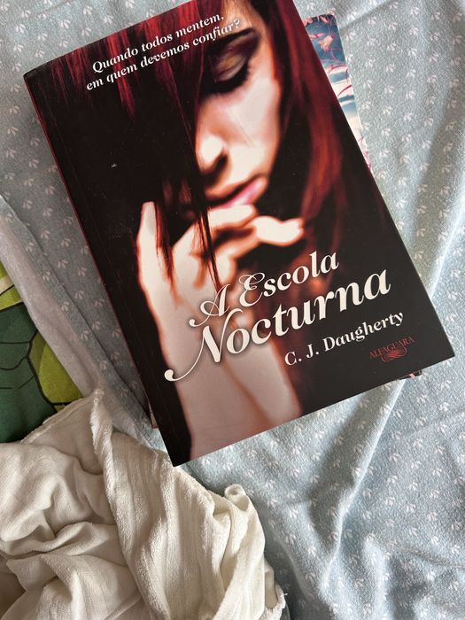 Varios livros a 5€ cada