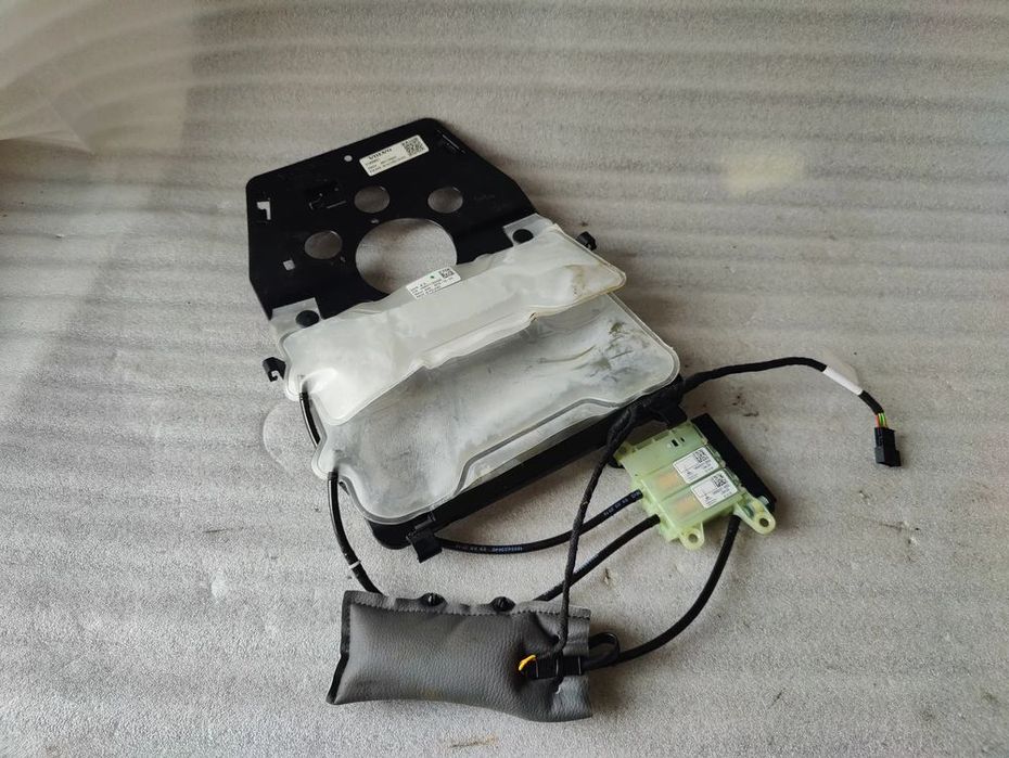 volvo v60 2020 masaż pompka fotela 31498821