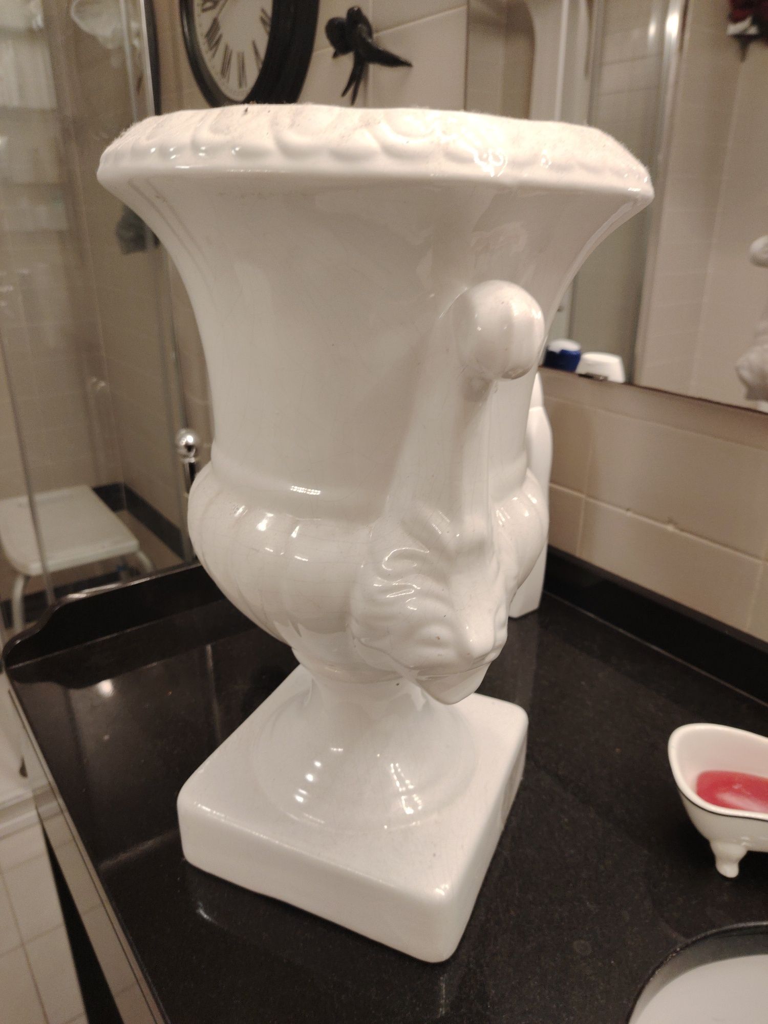 Jarra em porcelana
