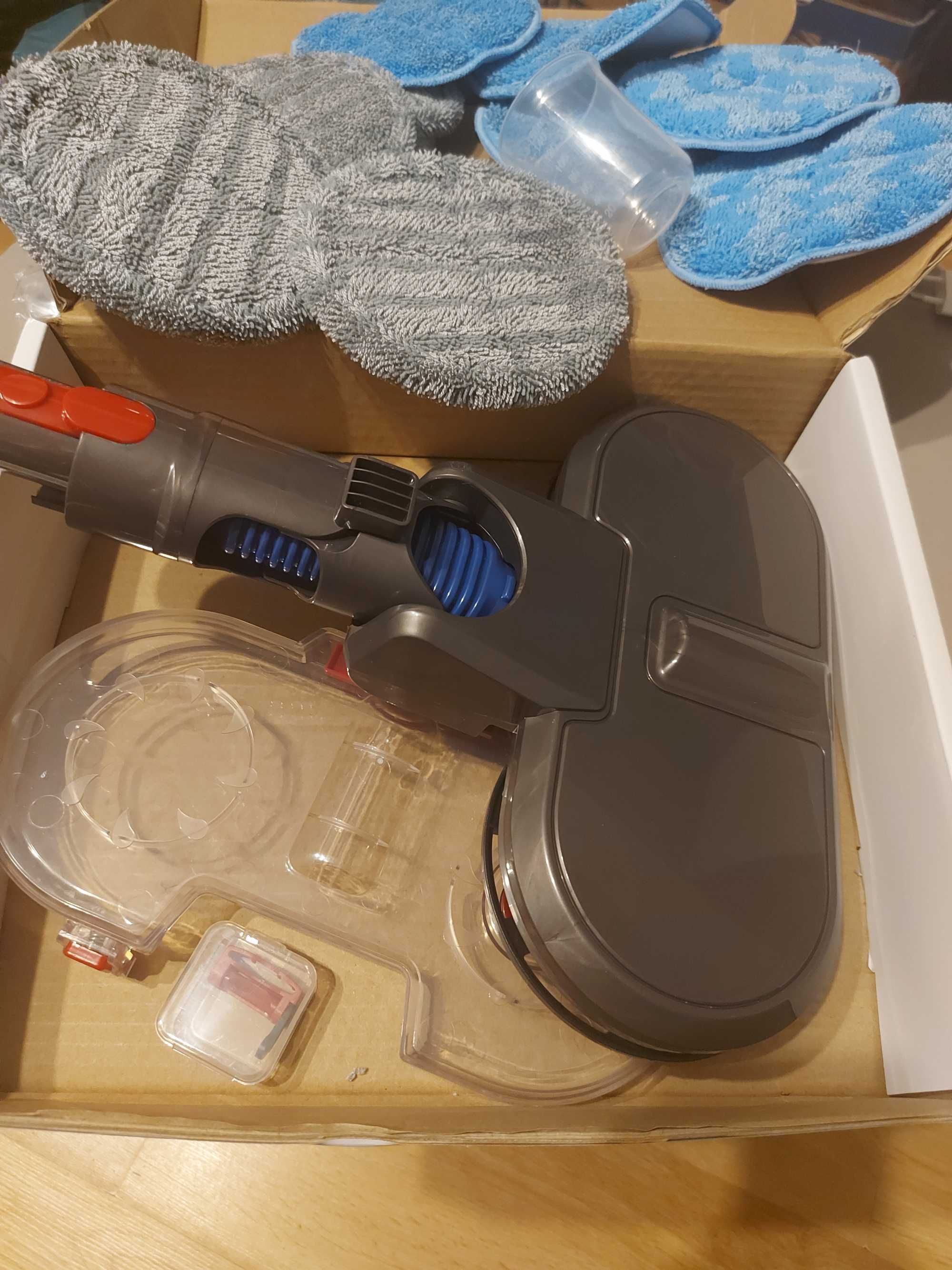 DrRobor elektryczna nasadka do mopa Dyson
